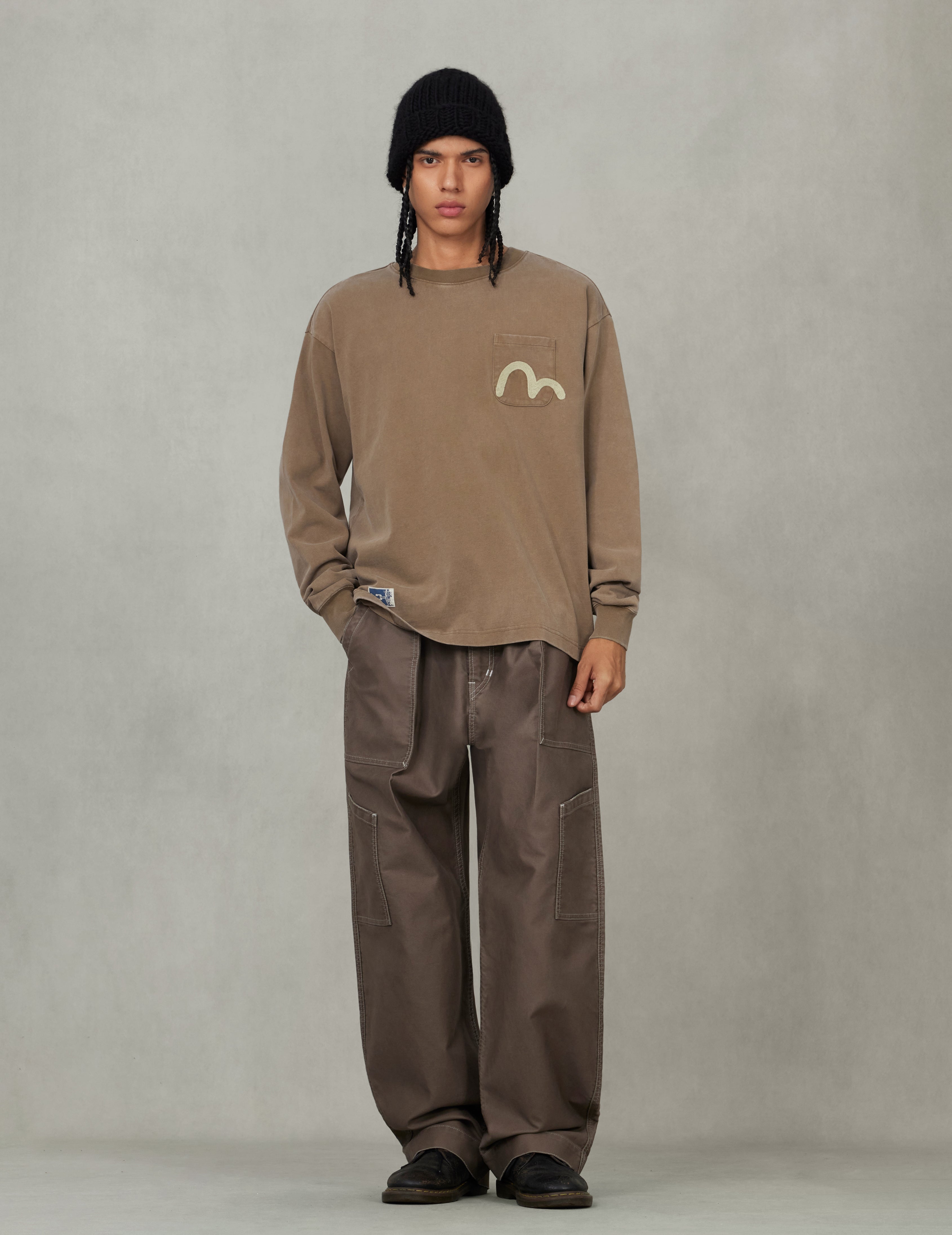 Seagull Embroidery Pocket Relax Fit Long-sleeve T-shirt