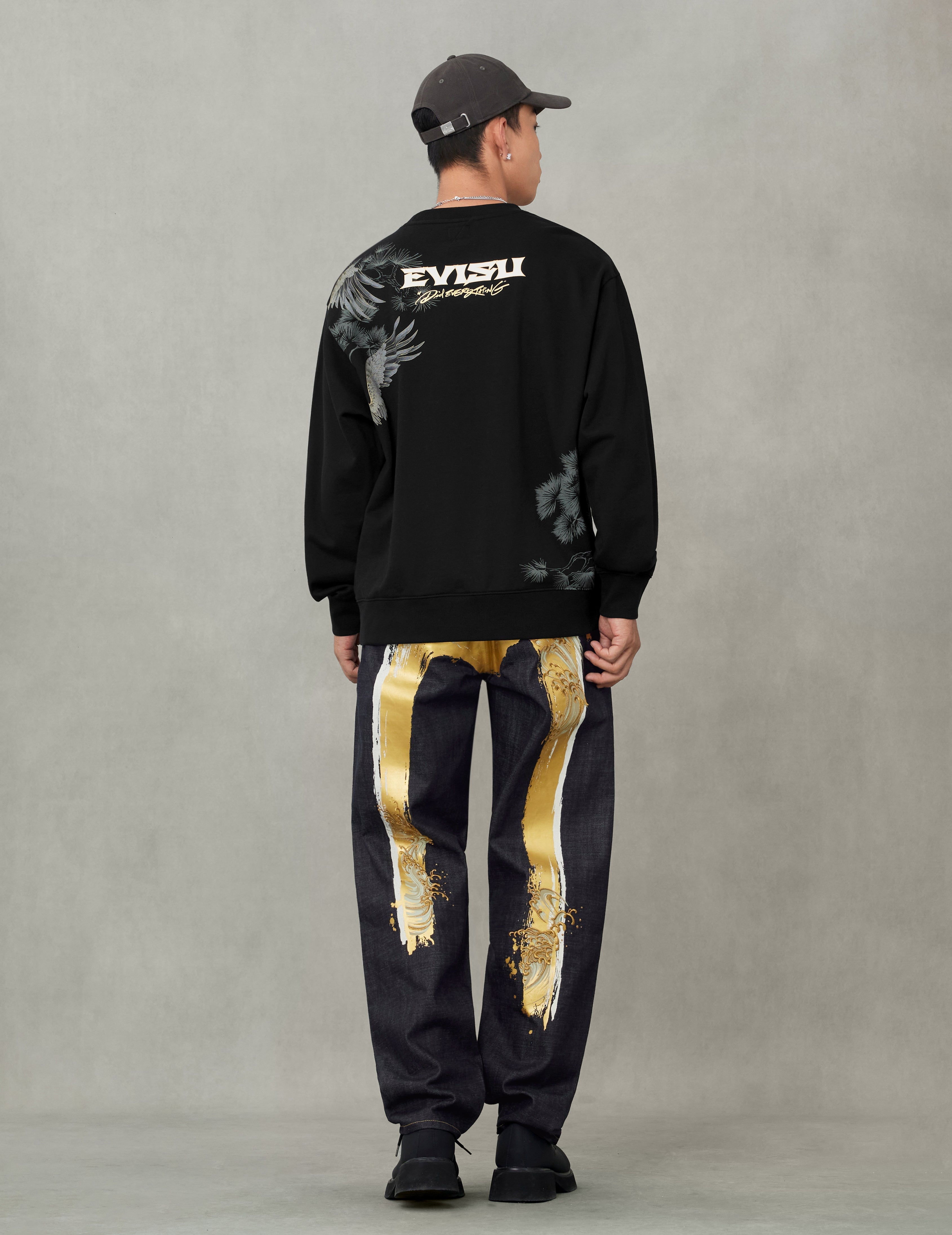 Handbrush Daicock Print with Wave Embroidery Relax Fit Jeans
