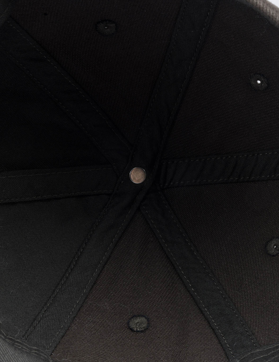 海鸥和商标刺绣鸭舌帽