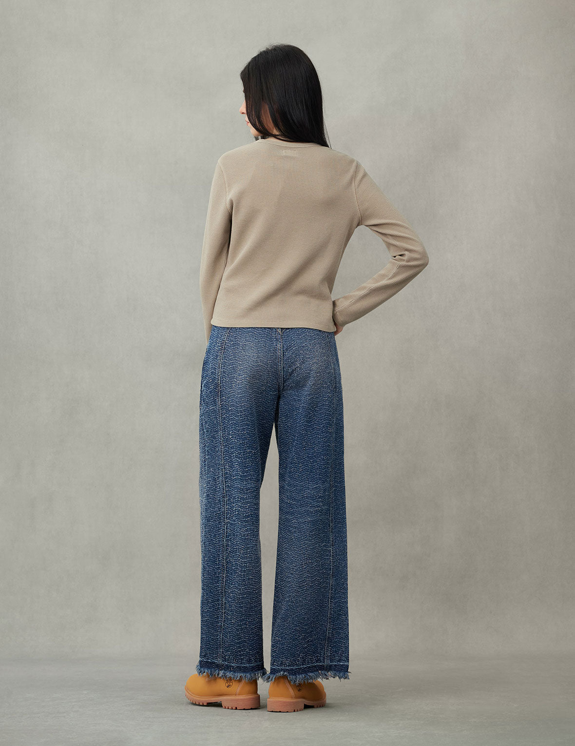 洗水微破损直脚牛仔裤