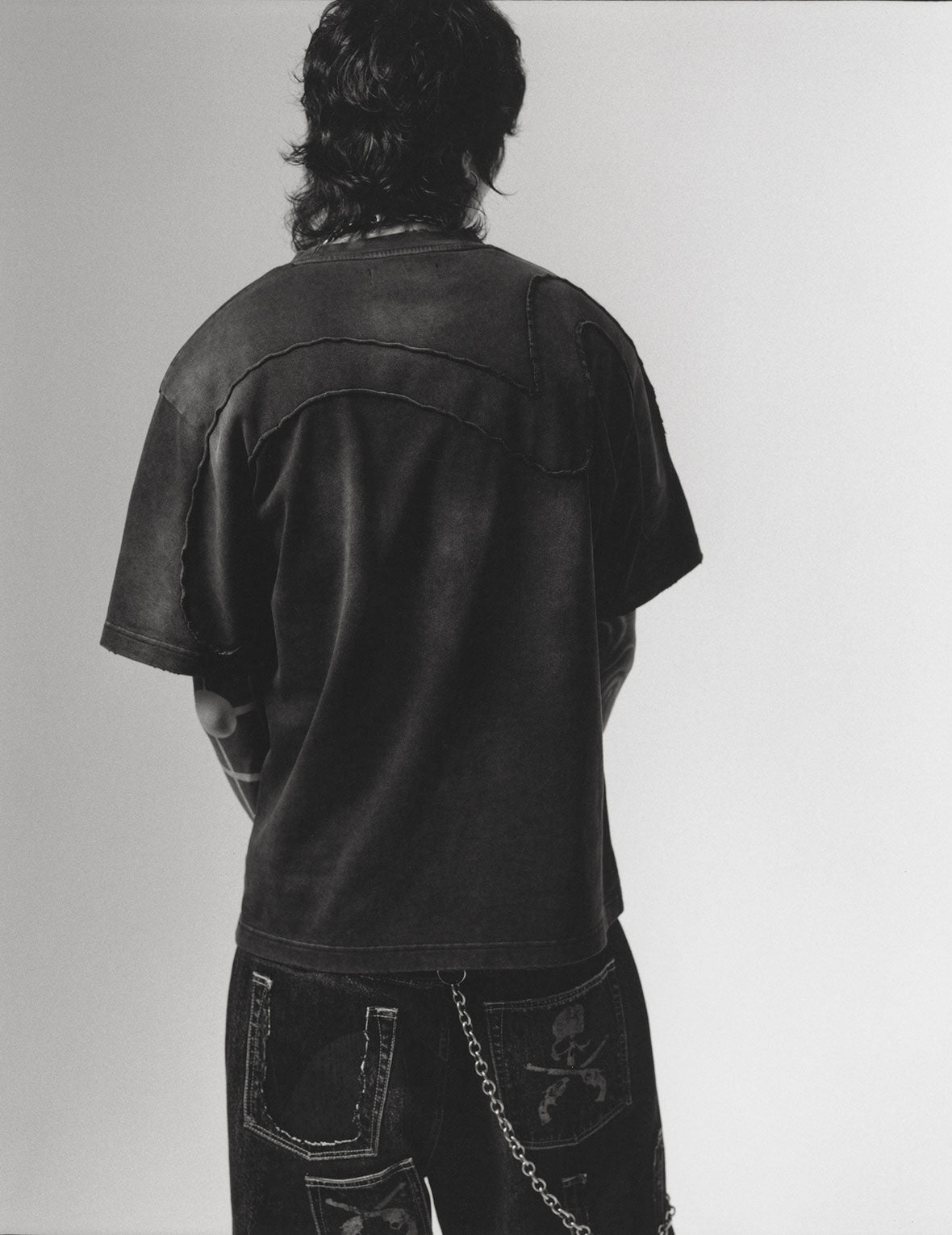 EVISU x mastermind JAPAN x roarguns 毛边贴布大M短袖T恤