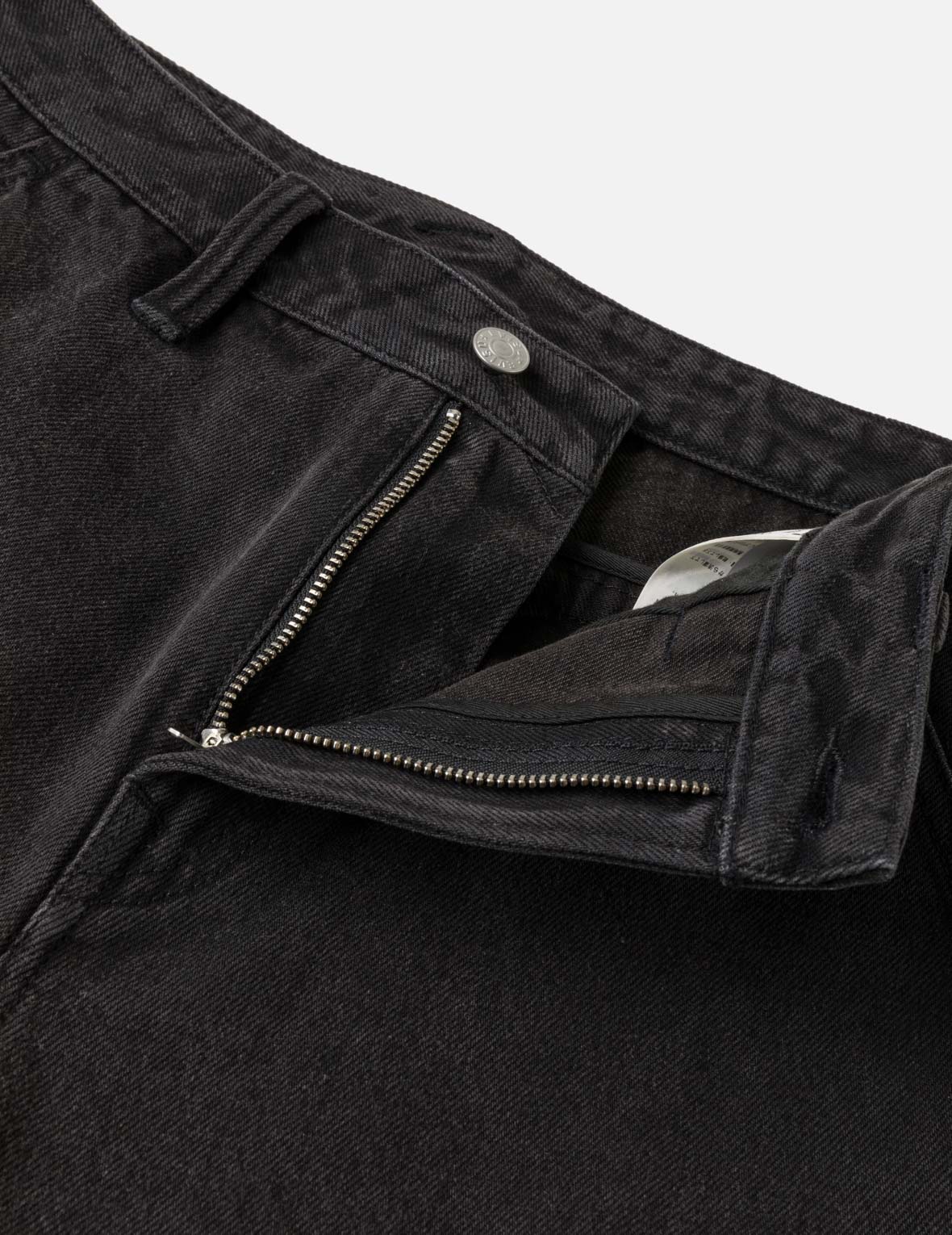 Multi-Pocket Seagull Black Jorts