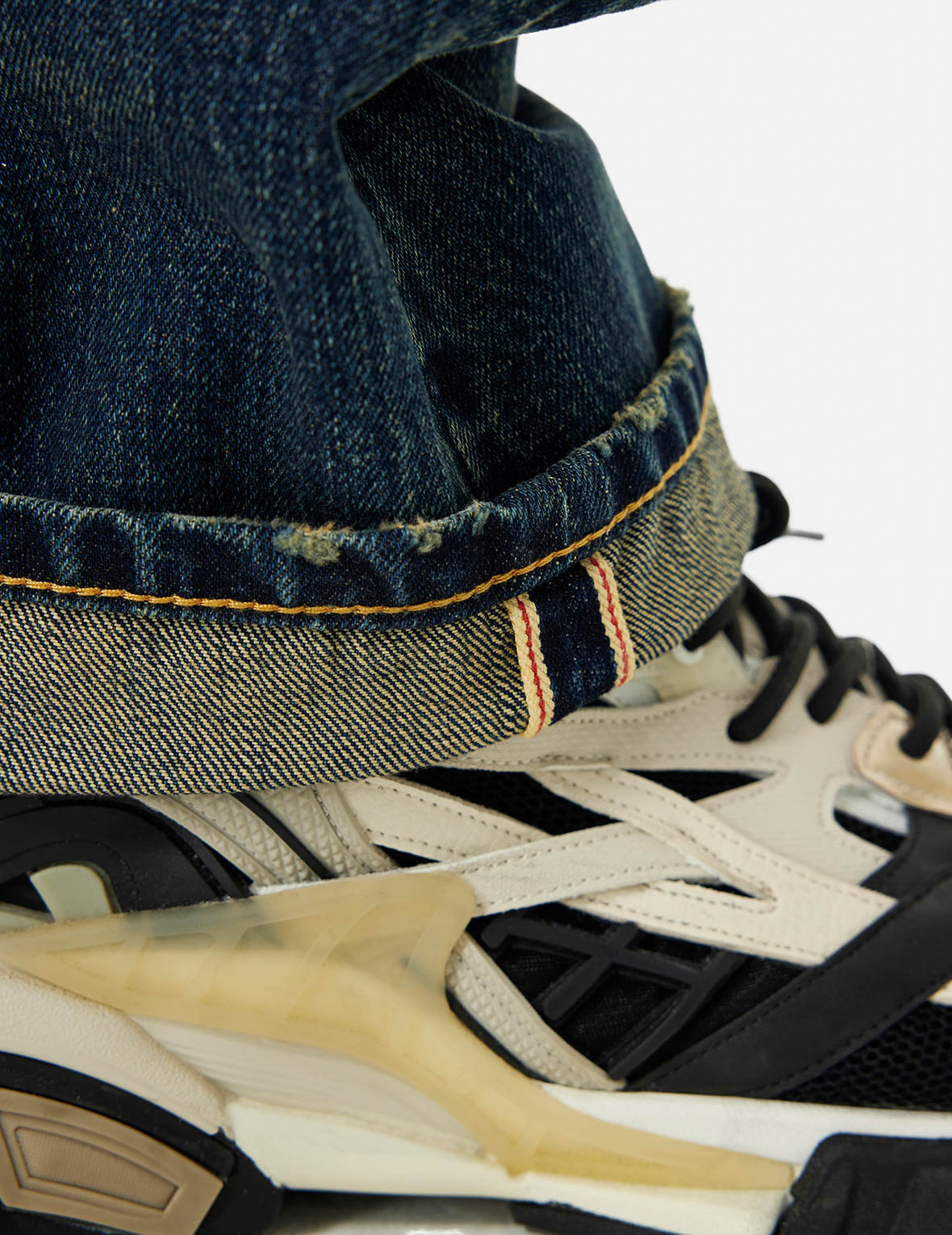 海鸥贴布刺绣水洗常规牛仔裤 #2000