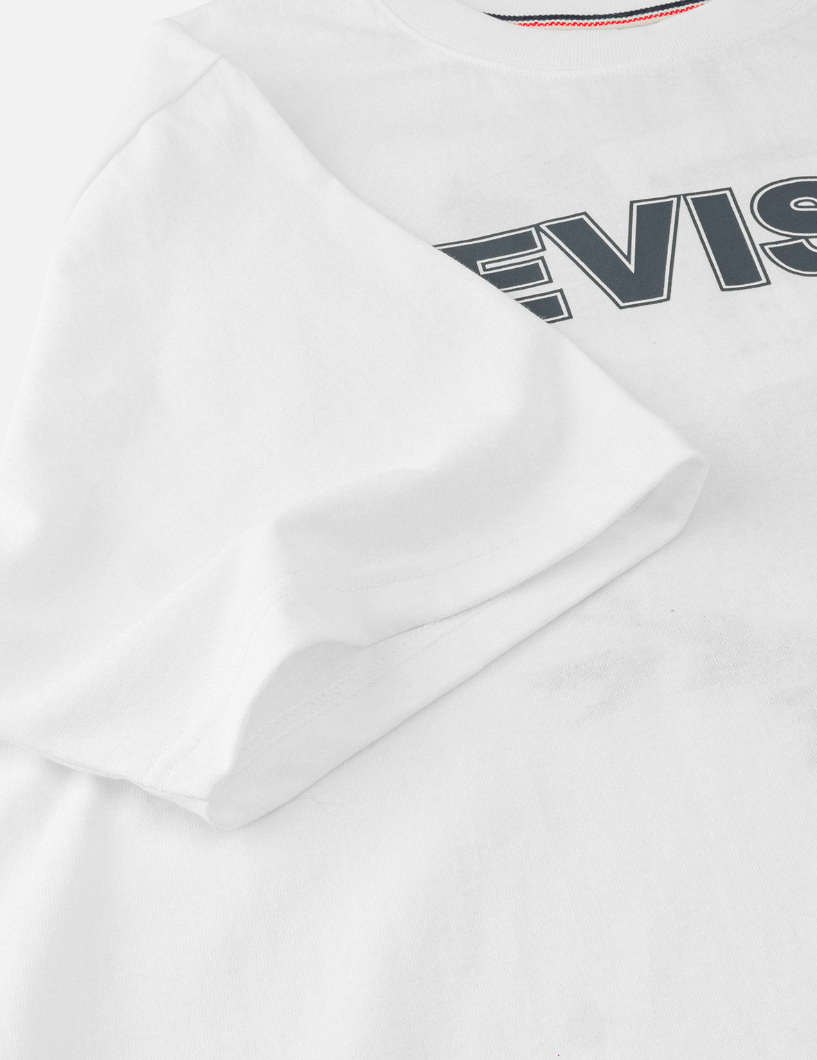 竹叶刺绣山水家纹T恤