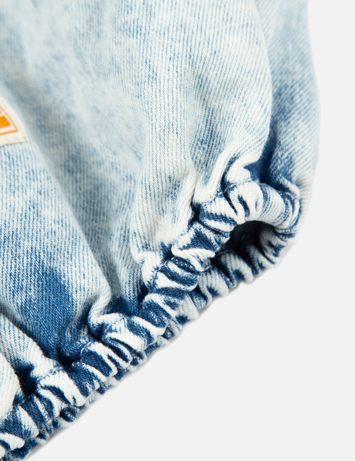 Puff-sleeves Cropped Denim Blouse