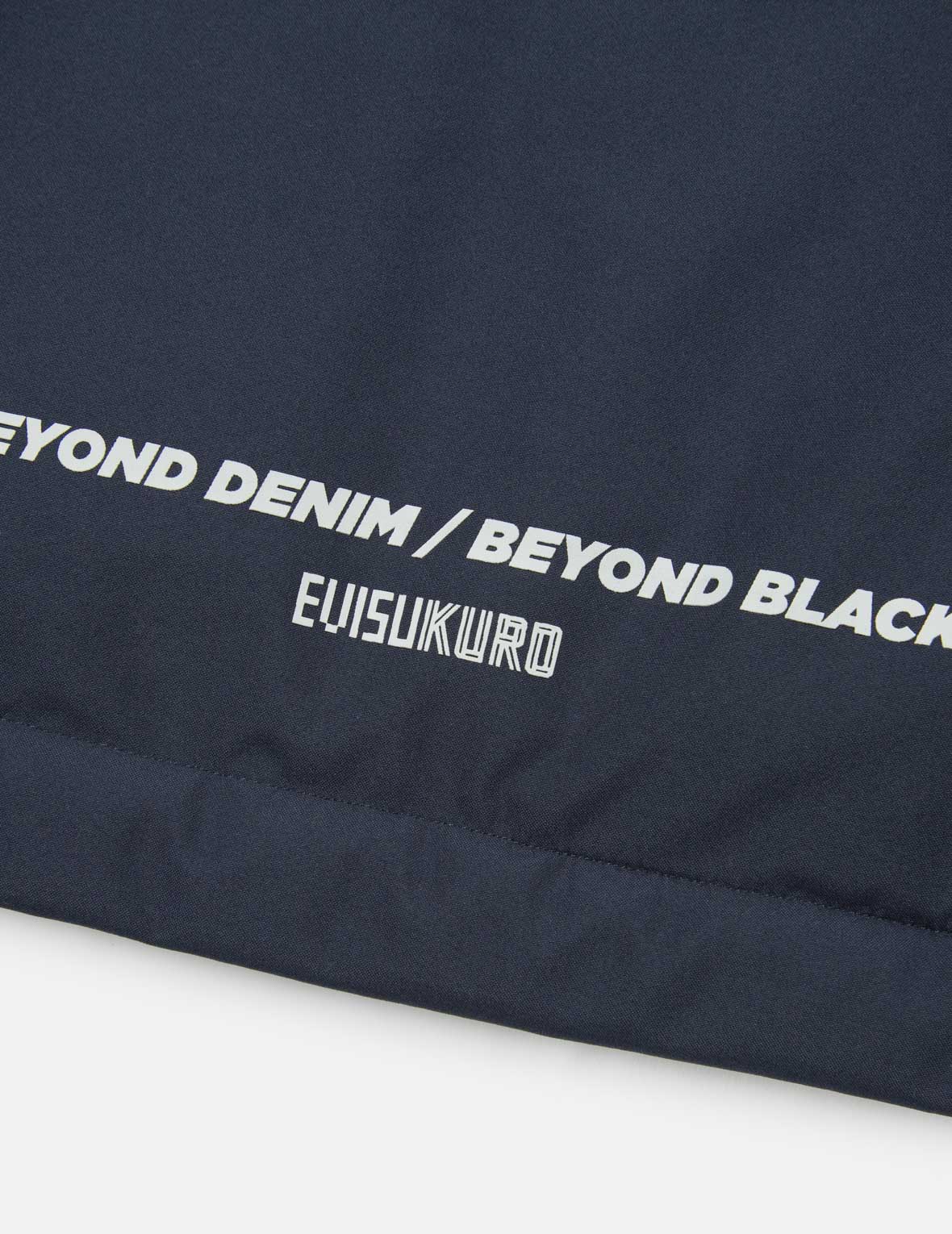 移动式PVC海鸥拼贴羽绒夹克