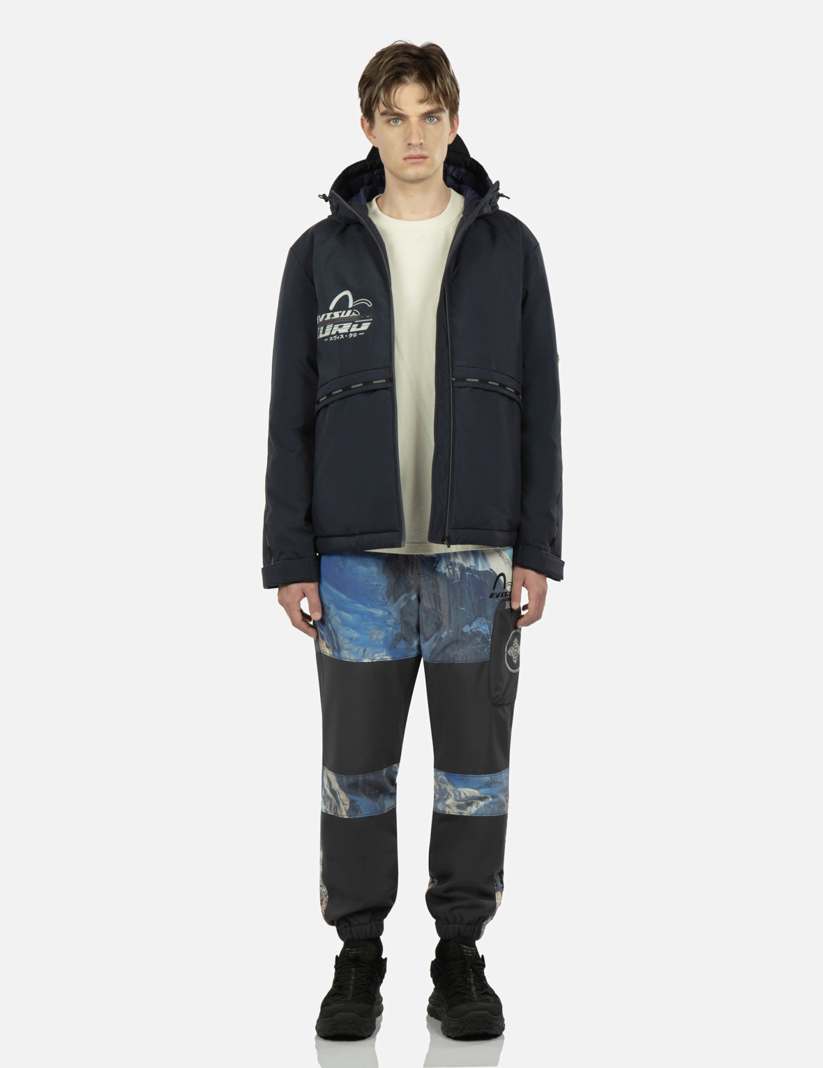 移动式PVC海鸥拼贴羽绒夹克