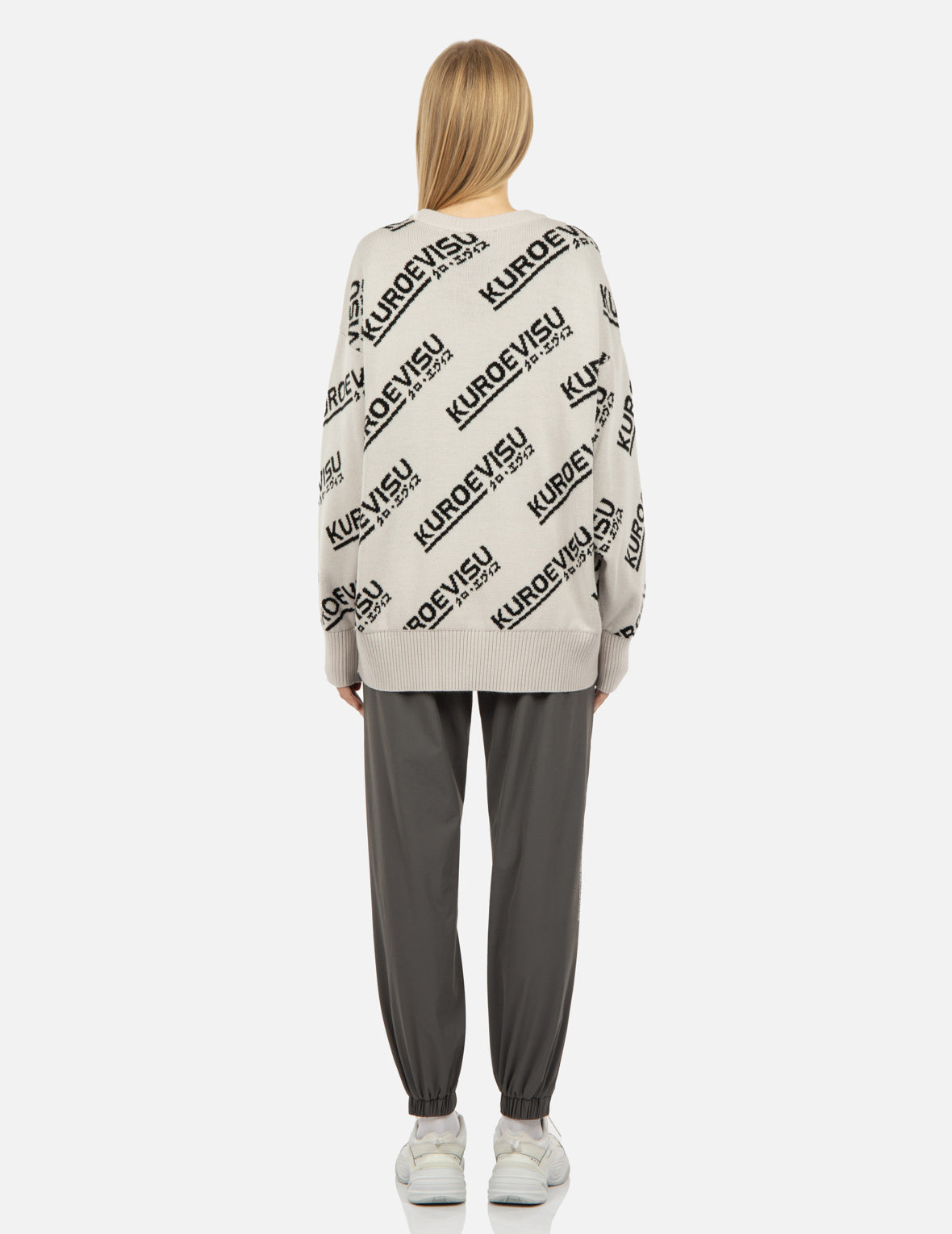 满地Logo提花高领毛衣