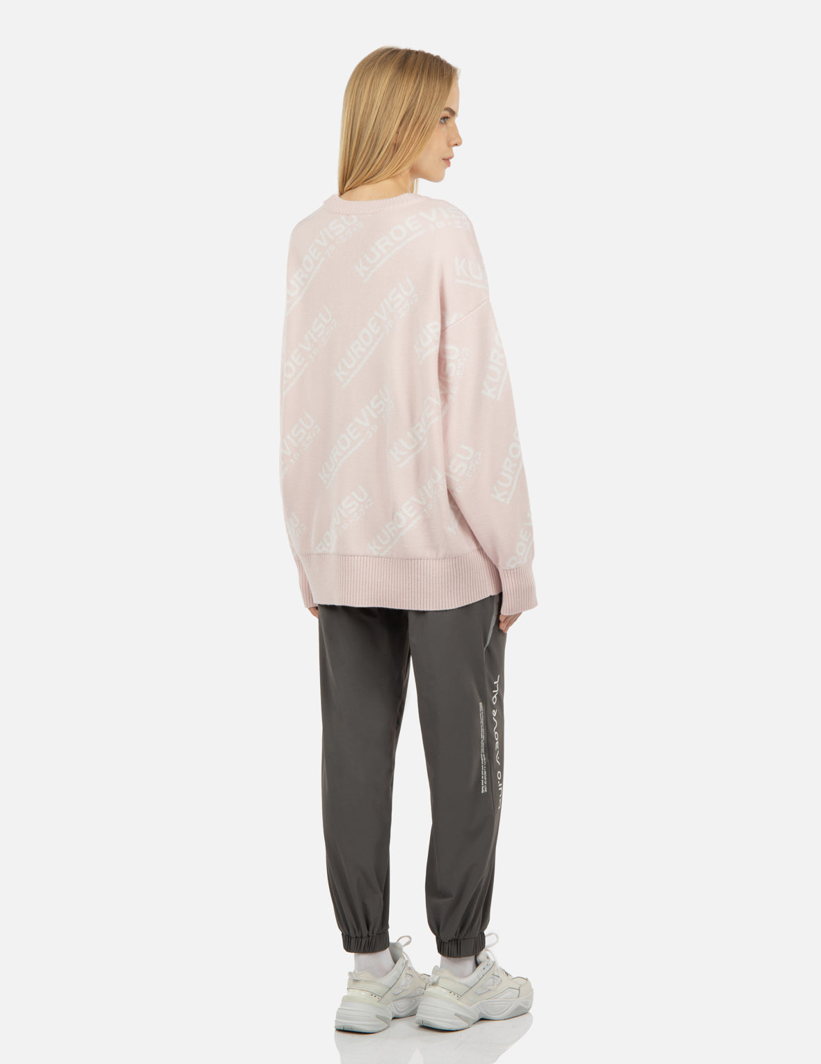 满地Logo提花高领毛衣