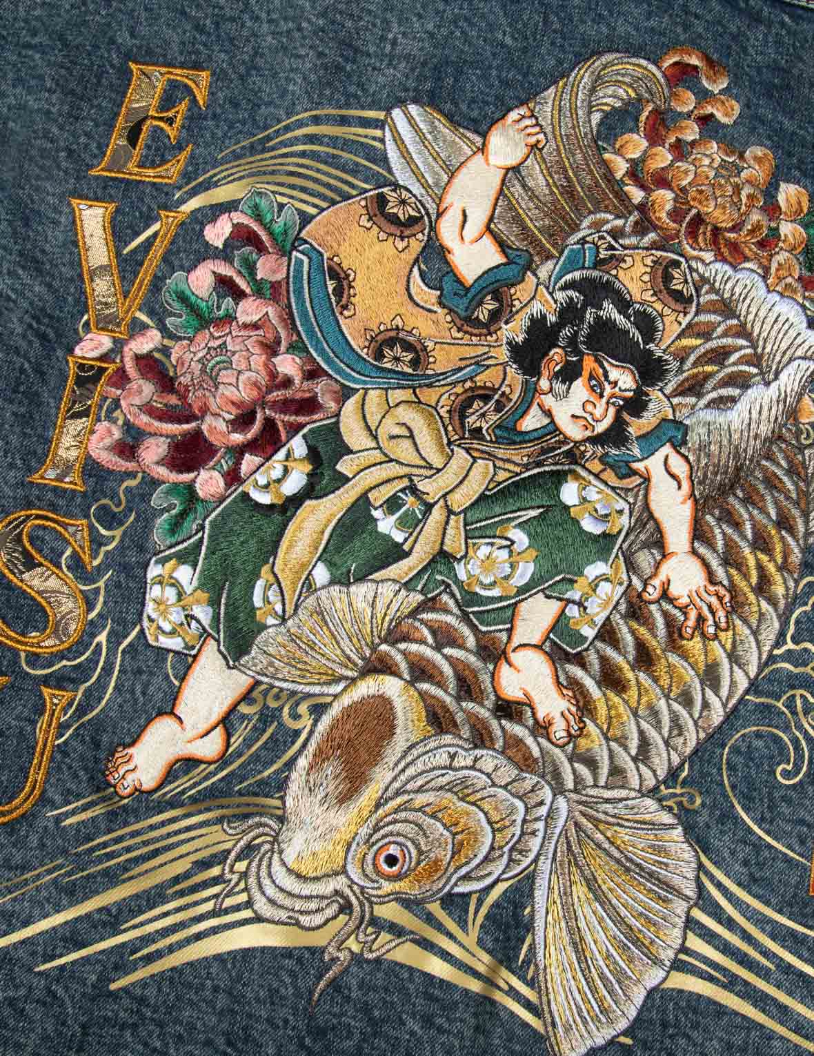 海鸥家花织锦贴布和鲤鱼刺绣宽版休闲牛仔外套