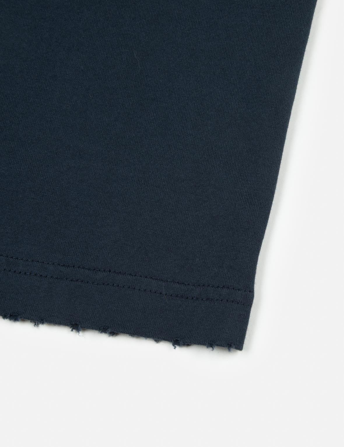 海鸥和商标贴布刺绣宽松版型V领T恤