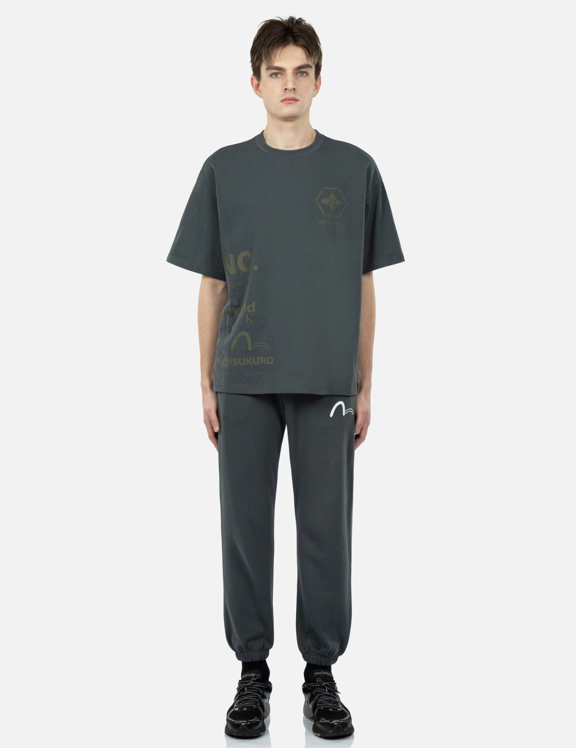 Logo及个性口号印花运动裤