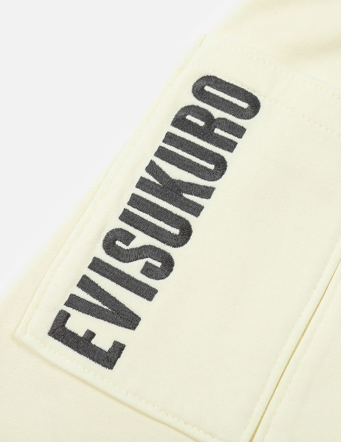 Distorted Kamon Embroidery Sweat Shorts