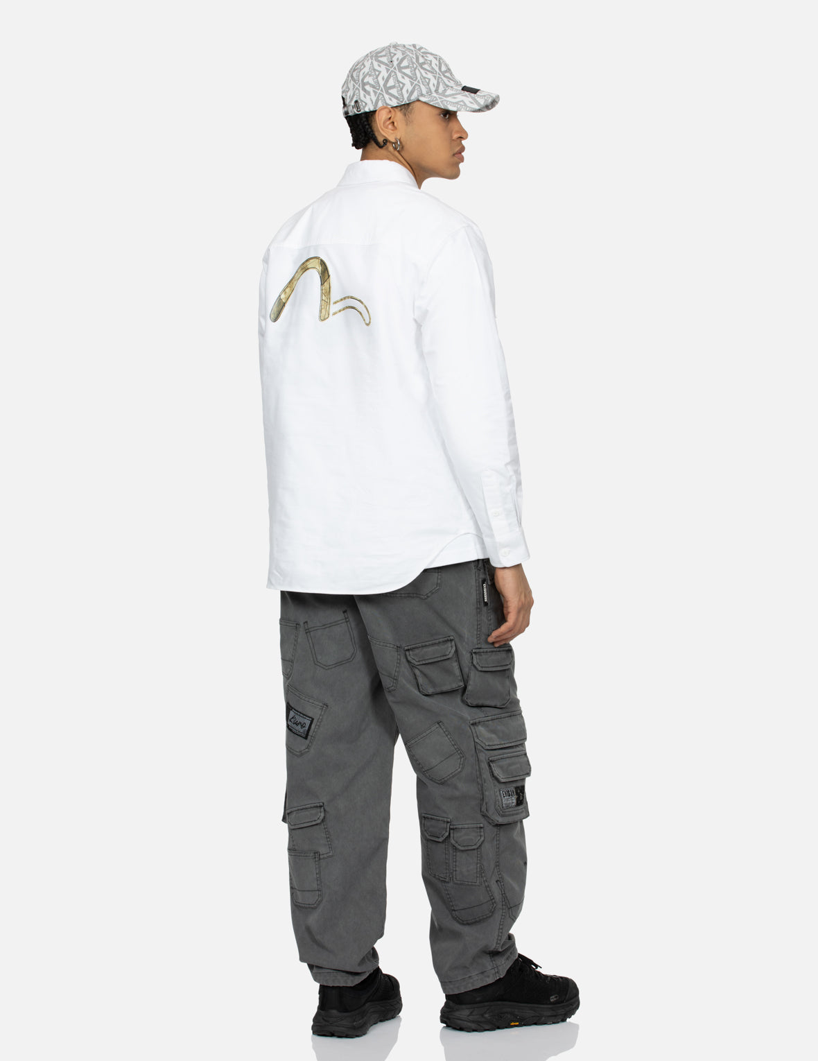 Multi-Pocket and Seagull Print Relax Fit Shirt