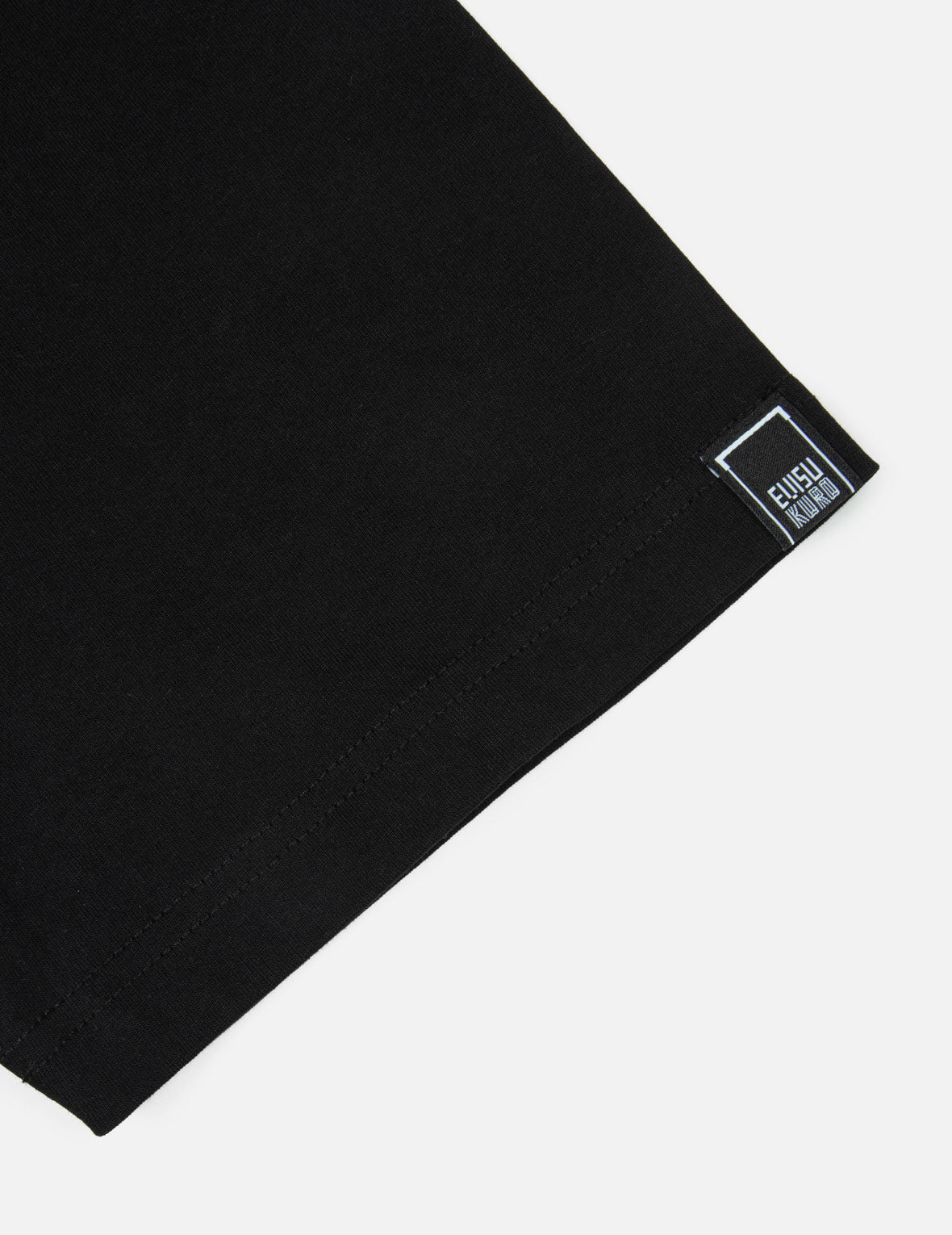 反光捆条和立体家花印花常规版型T恤