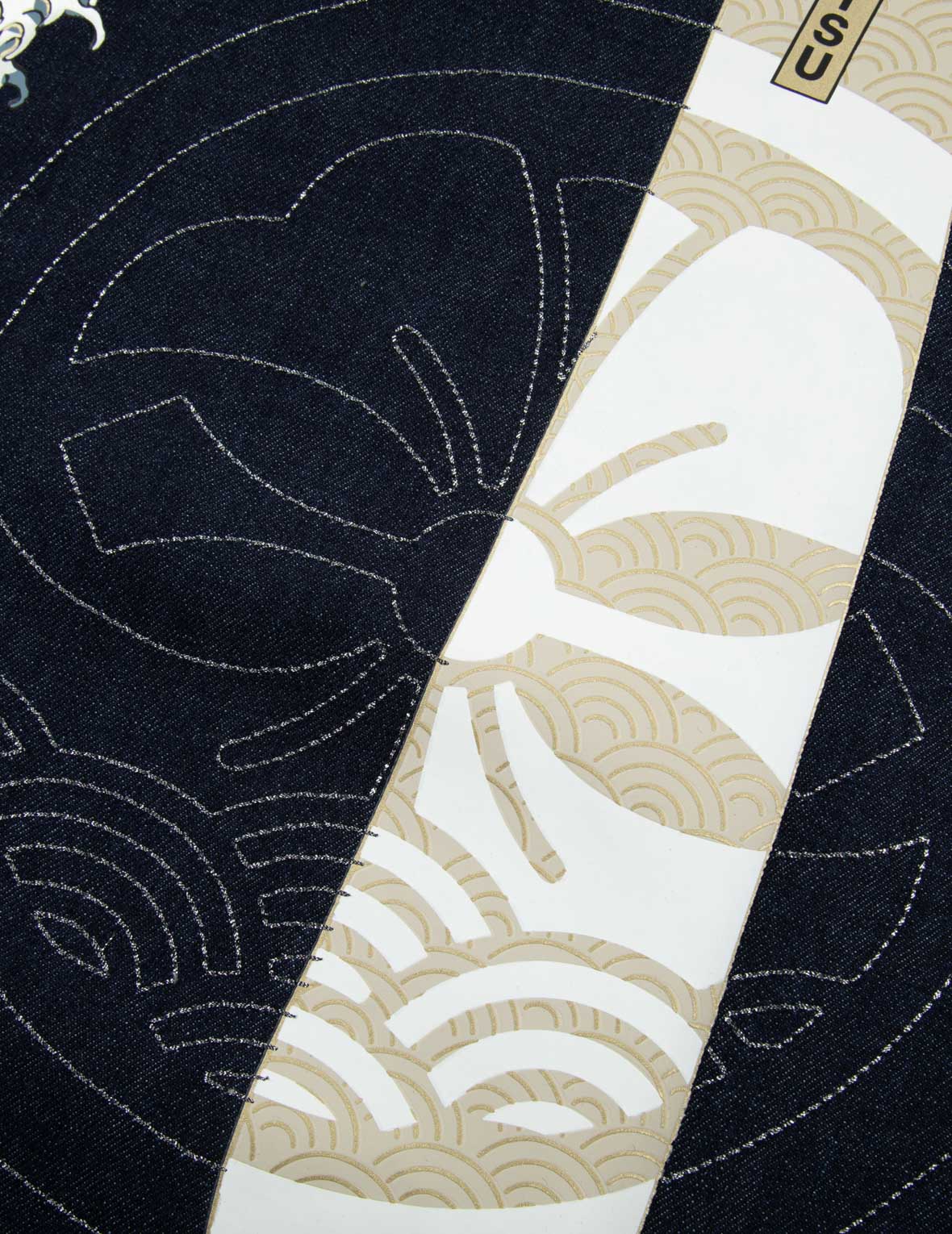 家花线迹及神奈川冲浪里大M印花休闲宽版牛仔衬衫