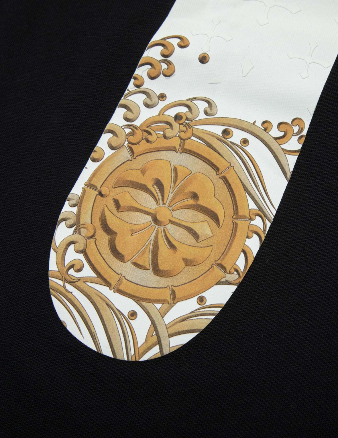 Daicock and Gold Kamon Print Relax Fit T-shirt