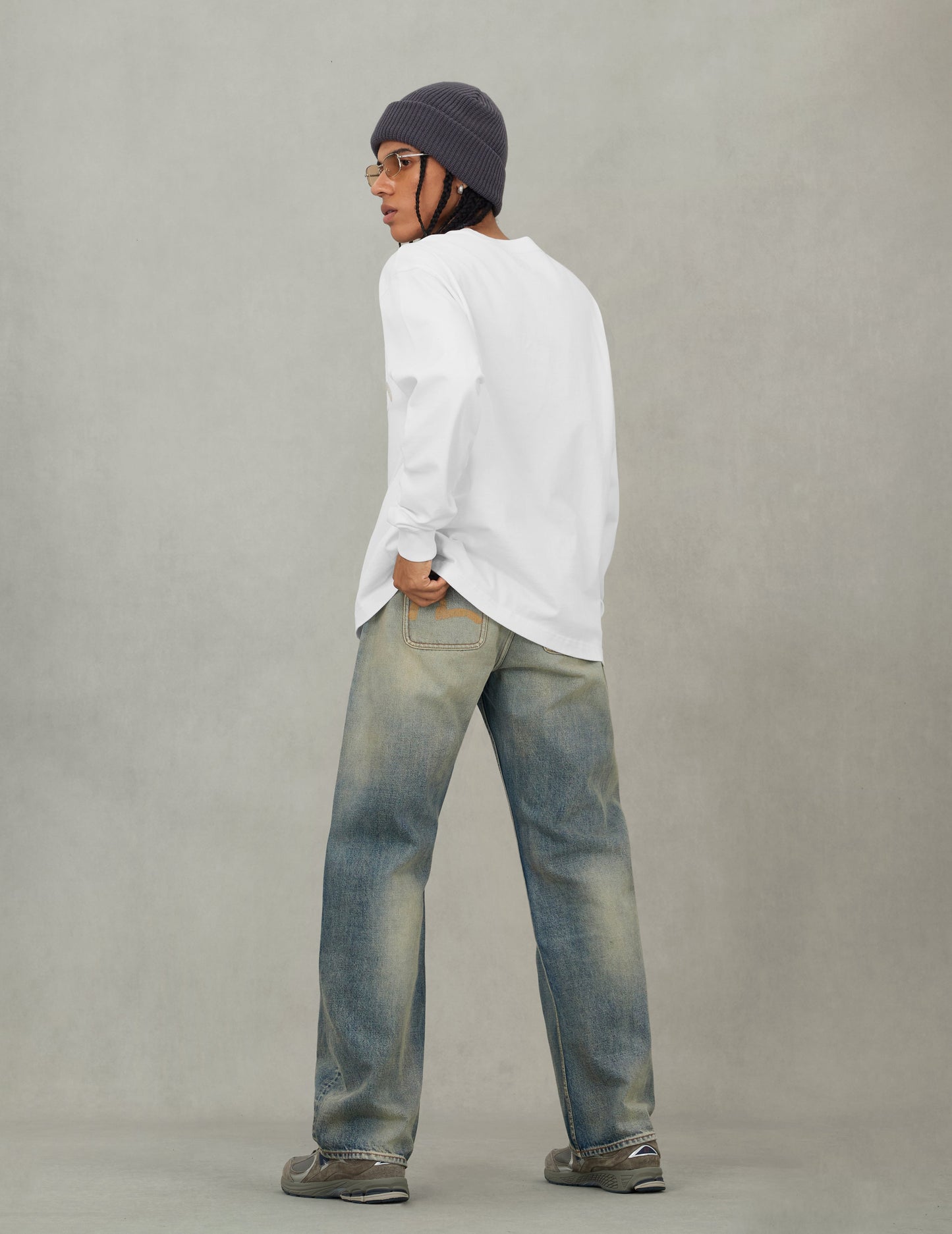 Seagull Embroidery Pocket Relax Fit Long-sleeve T-shirt