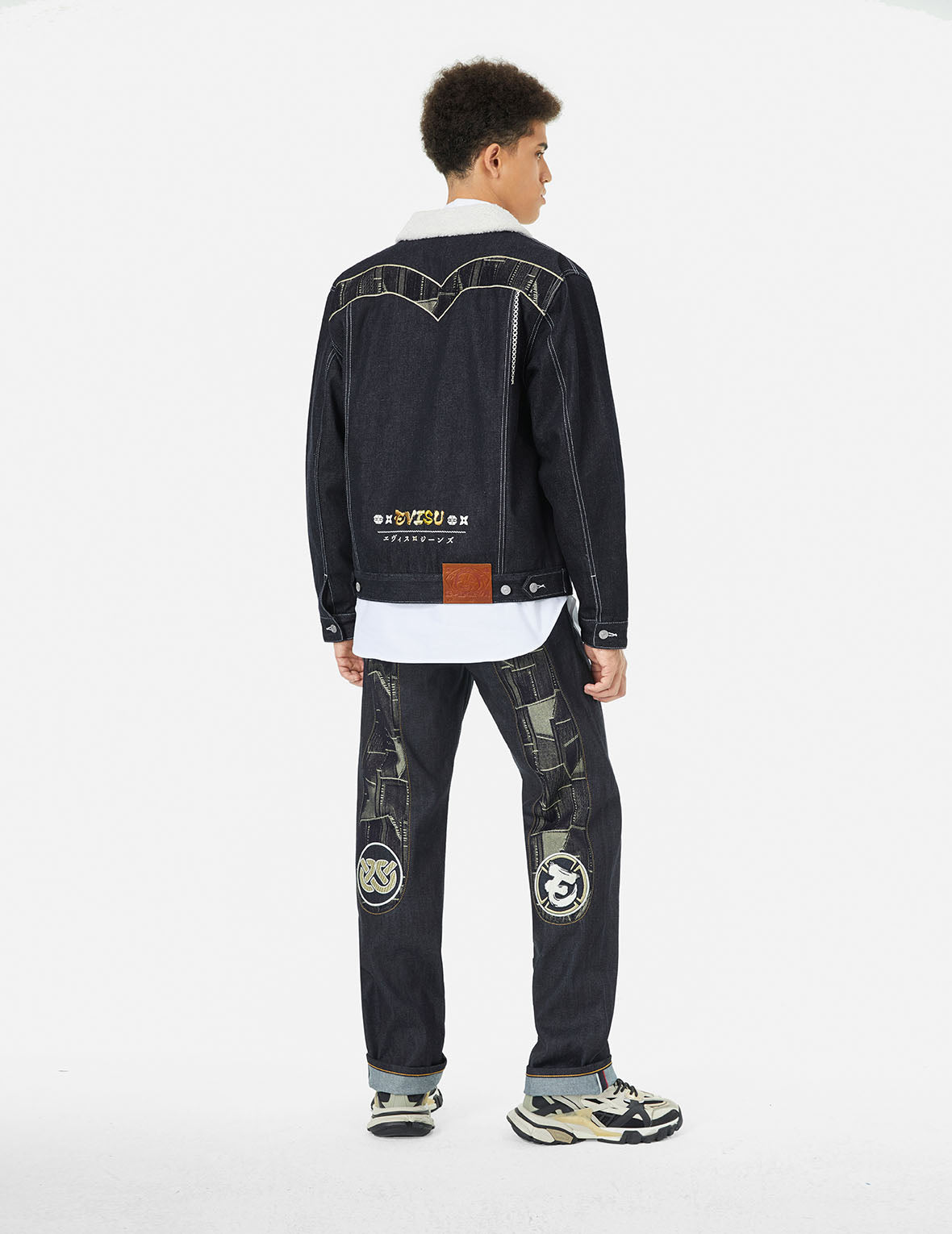 Contracting Embroidery and Inserted Daicock Relax Fit Denim Jacket