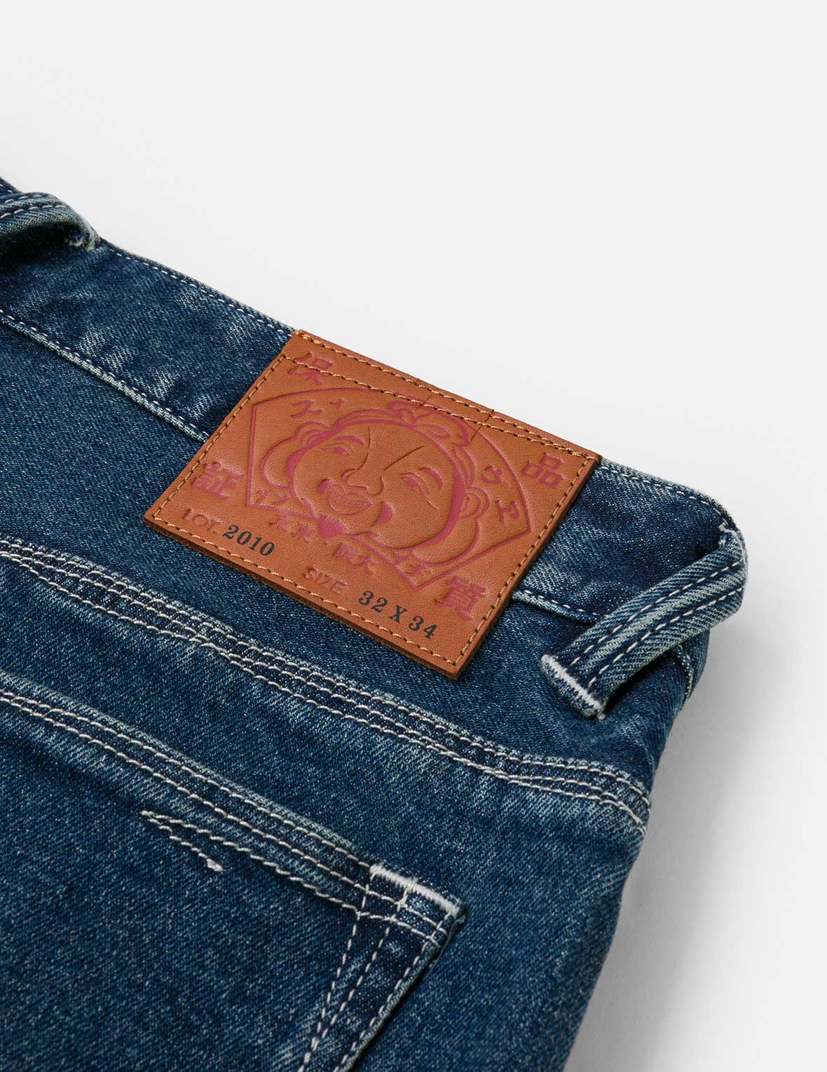 手刷千鸟格大M印花水洗修身牛仔裤#2010 – EVISU