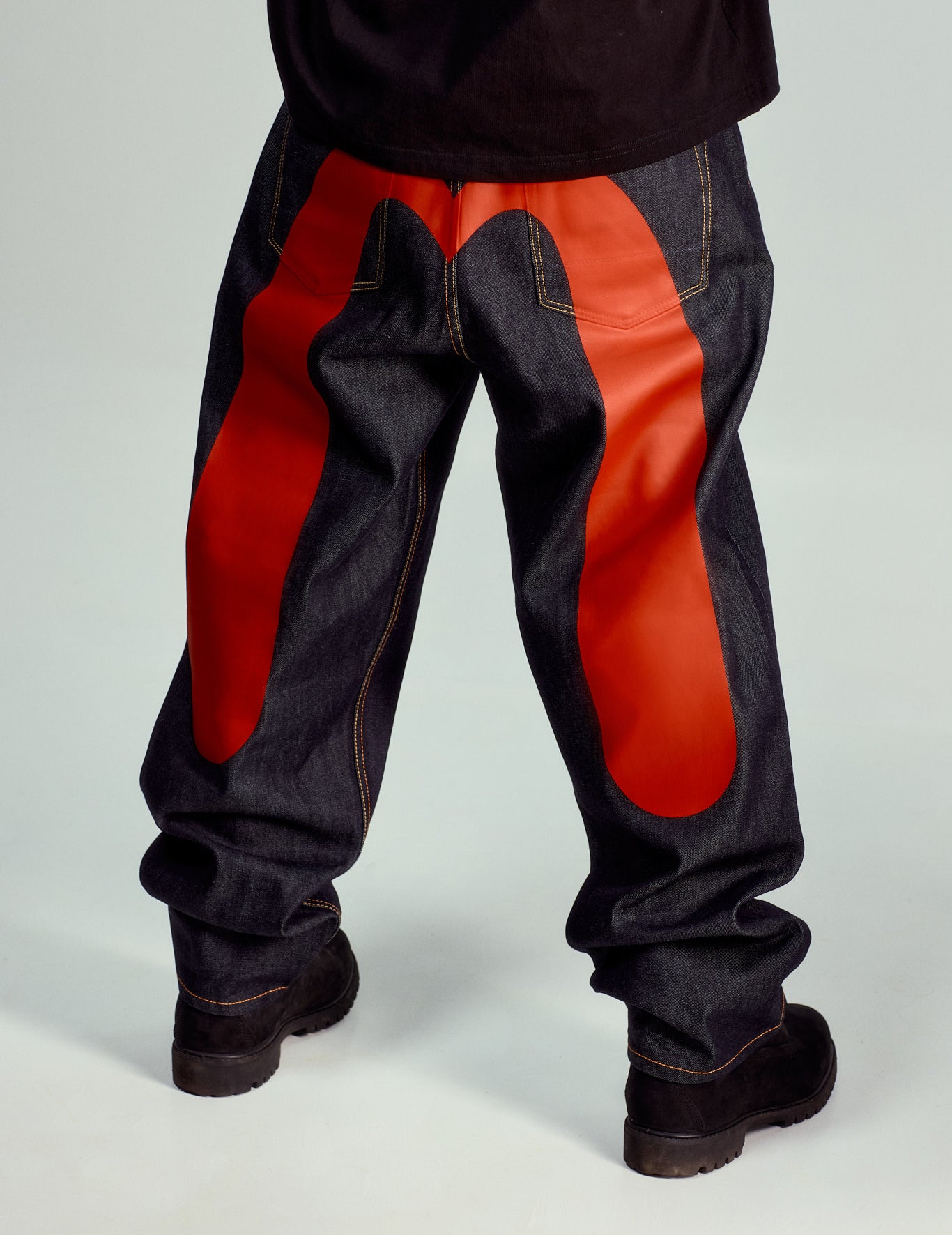 红色大M印花宽松版型牛仔裤 #2038