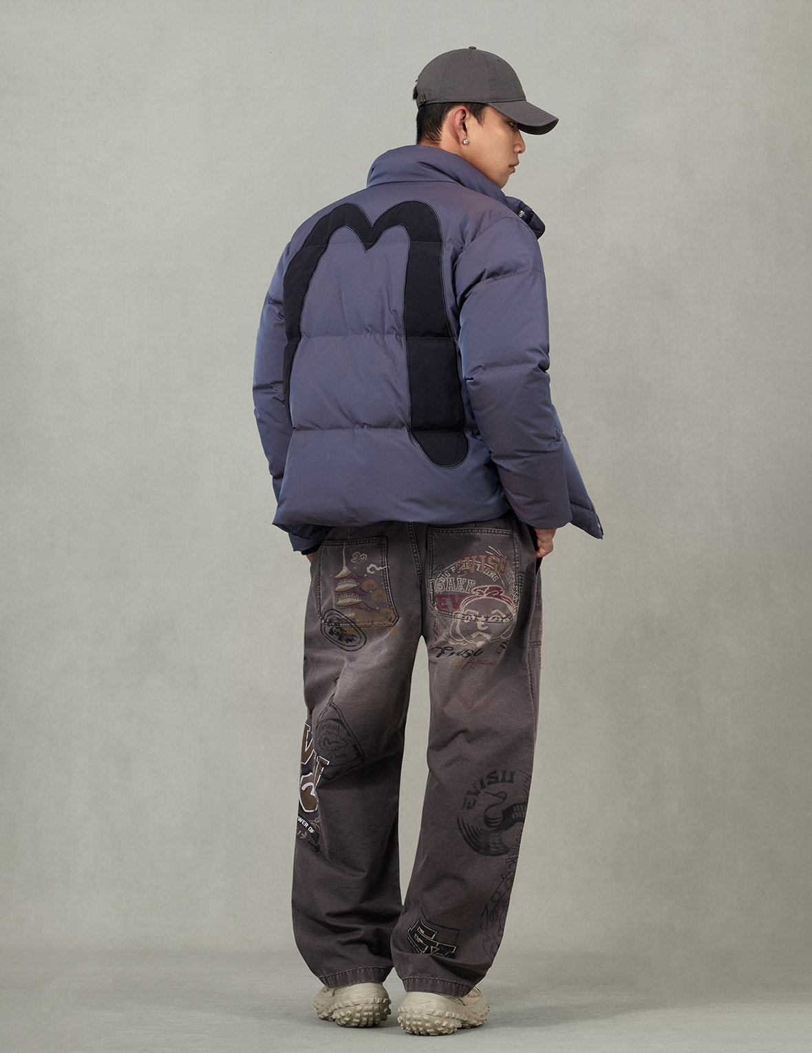 Inserted Daicock Embroidery Regular Fit Down Jacket