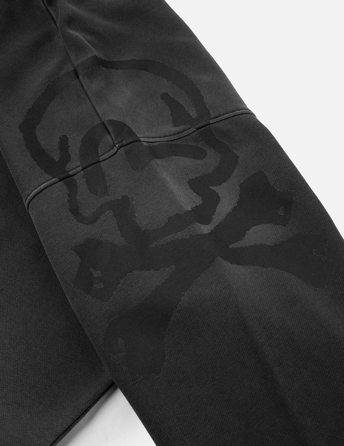 Skull and Seagull Print Fashion Fit Sweater