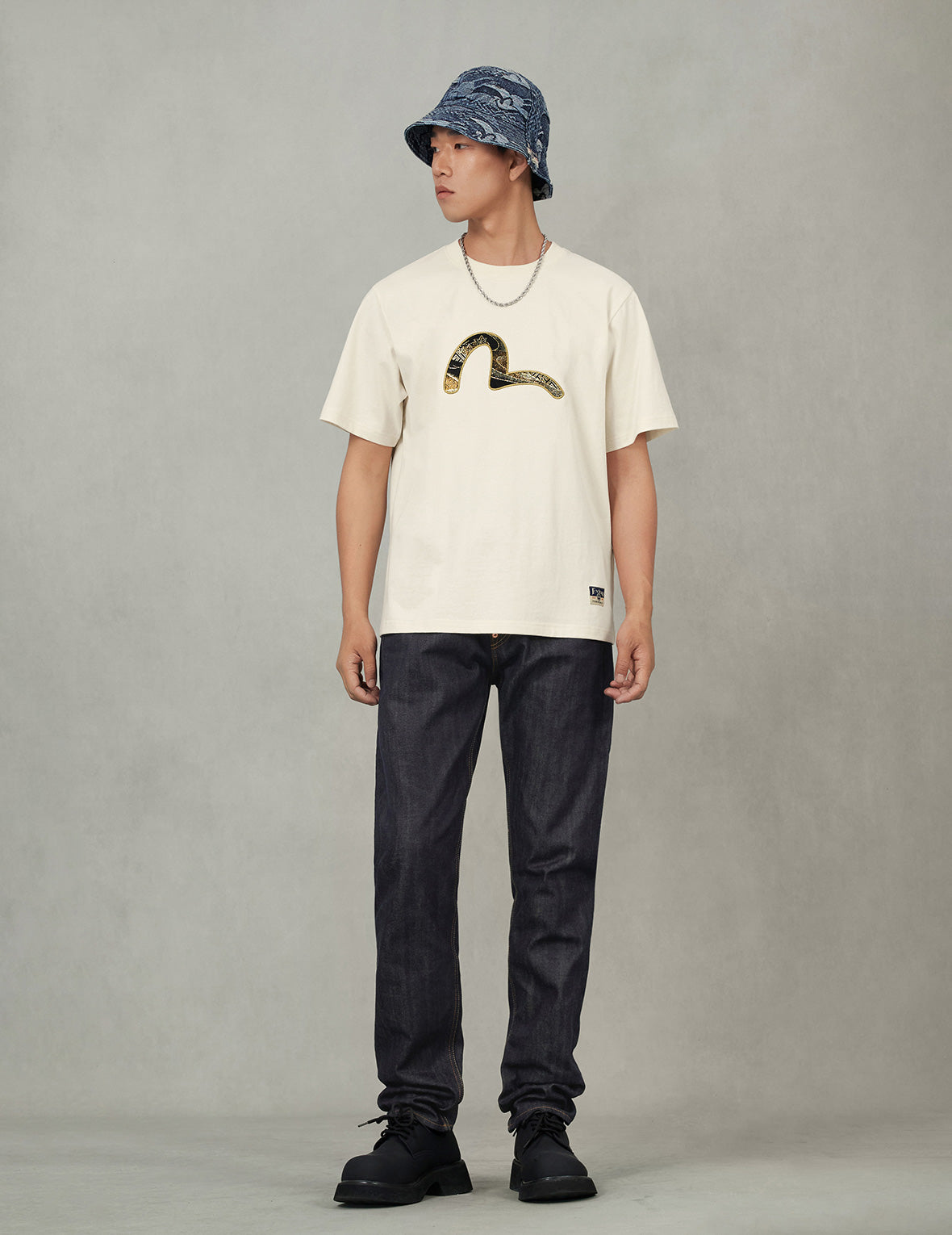 海鸥织锦贴布常规版型T恤