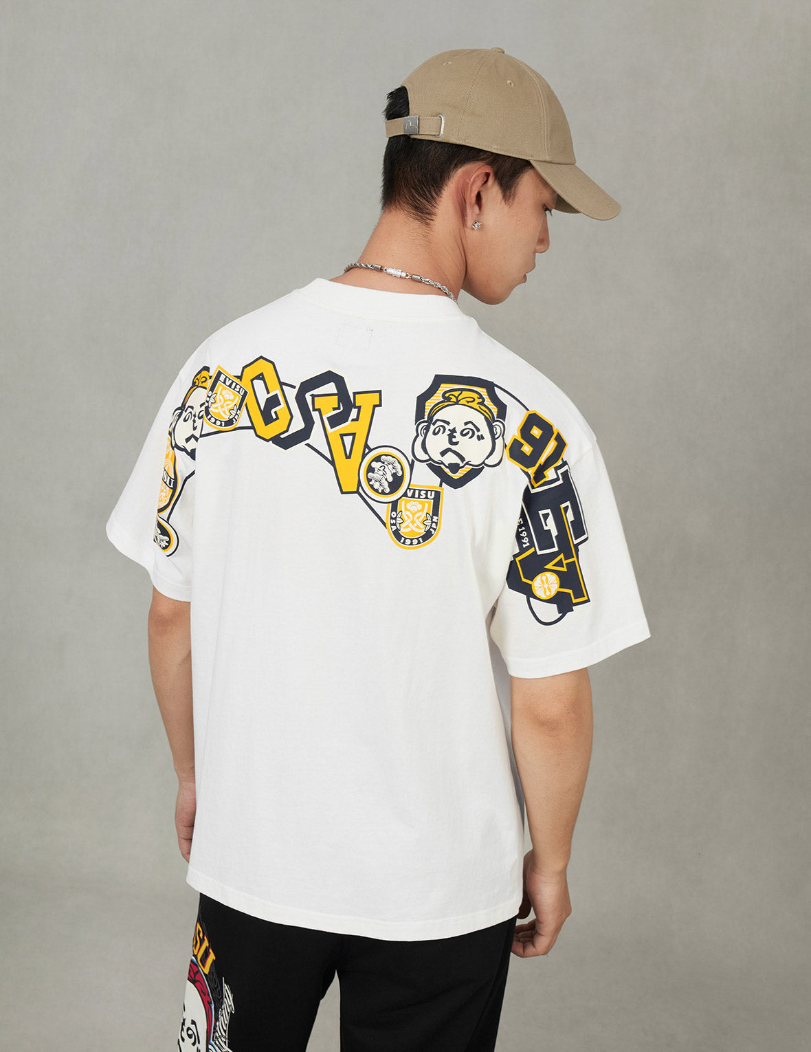 Henohenomohe Godhead and Wheel of Wisdom tag Daicock Print Relax Fit T-Shirt