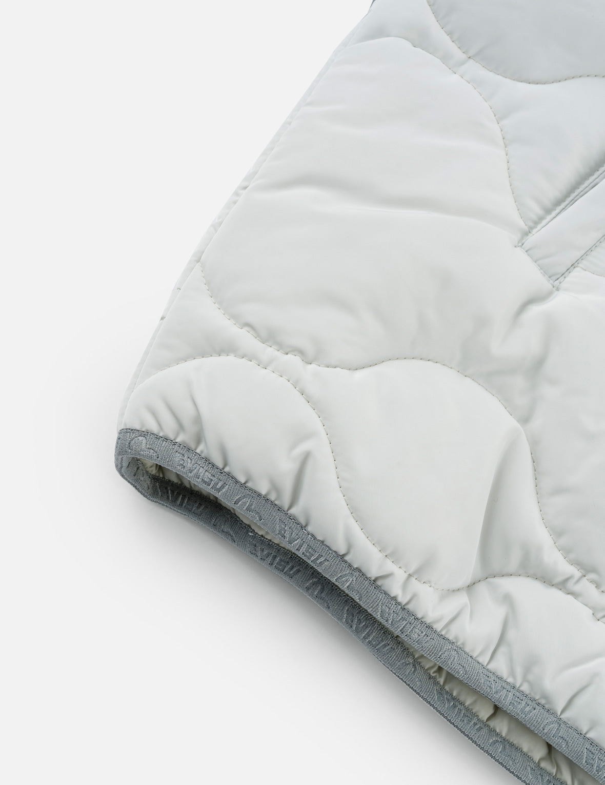 3M Thinsulate™ Wave-Quilted Padded Jacket