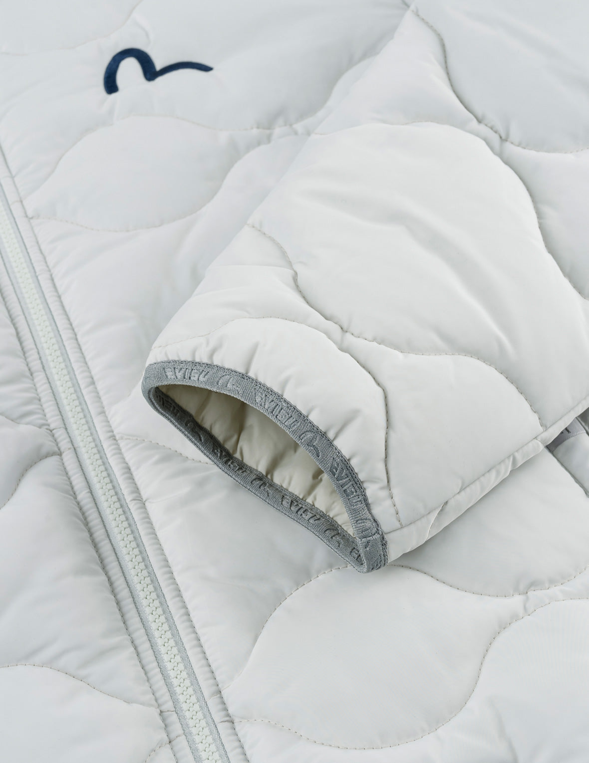 3M Thinsulate™ Wave-Quilted Padded Jacket