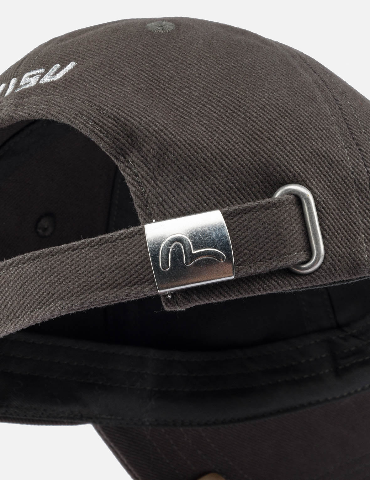 海鸥和商标刺绣鸭舌帽