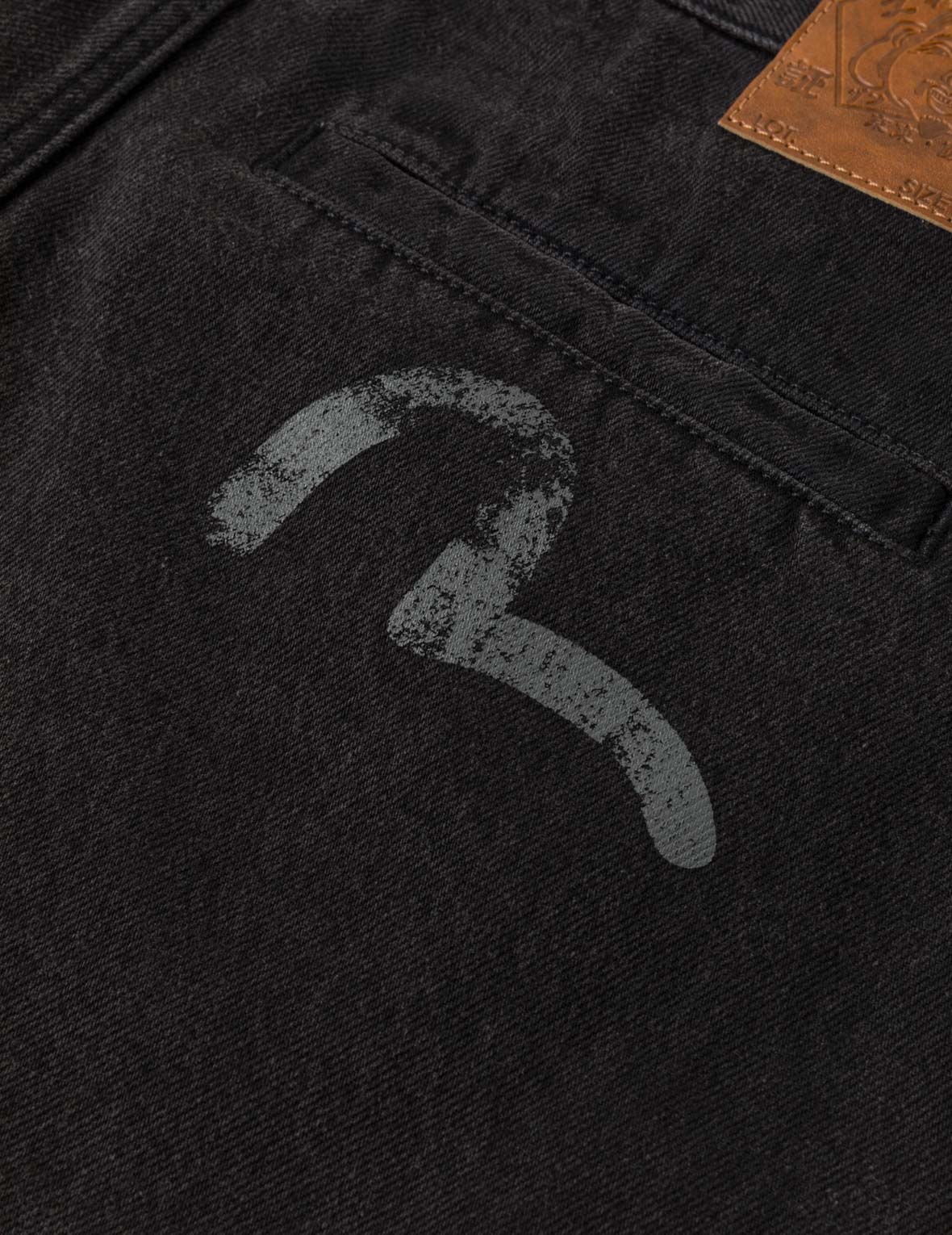 Multi-Pocket Seagull Black Jorts