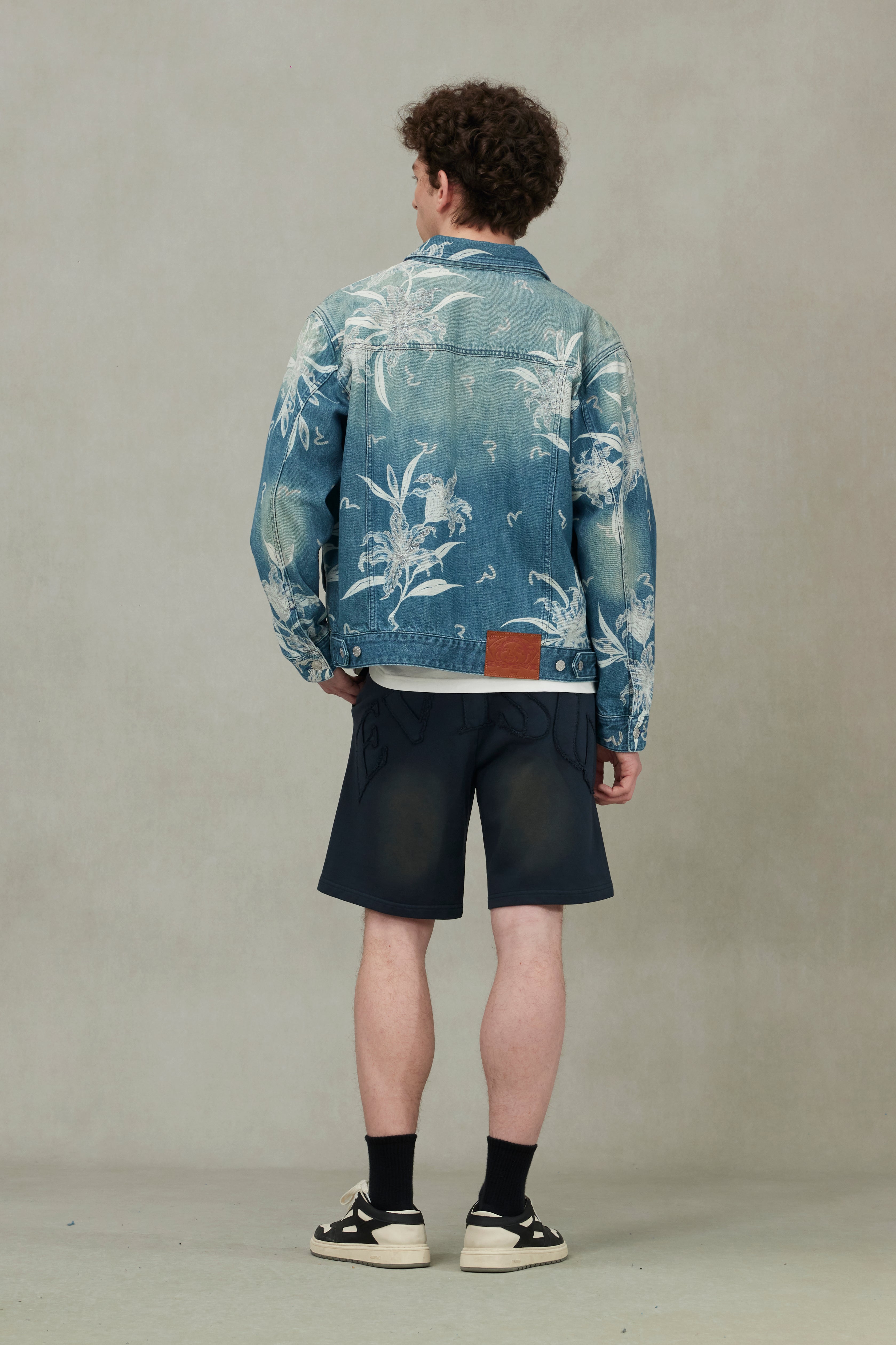 Floral and Seagull Embroidery Relax Fit Denim Jacket