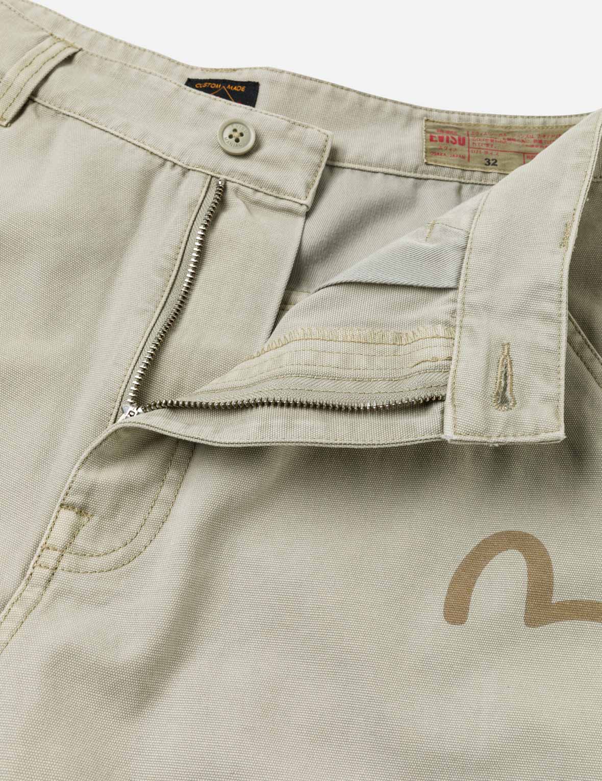 Daruma Print Woven Shorts
