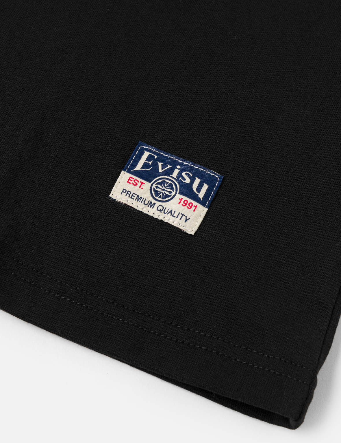 Fabric-mix Patchwork Seagull and Logo Applique T-shirt