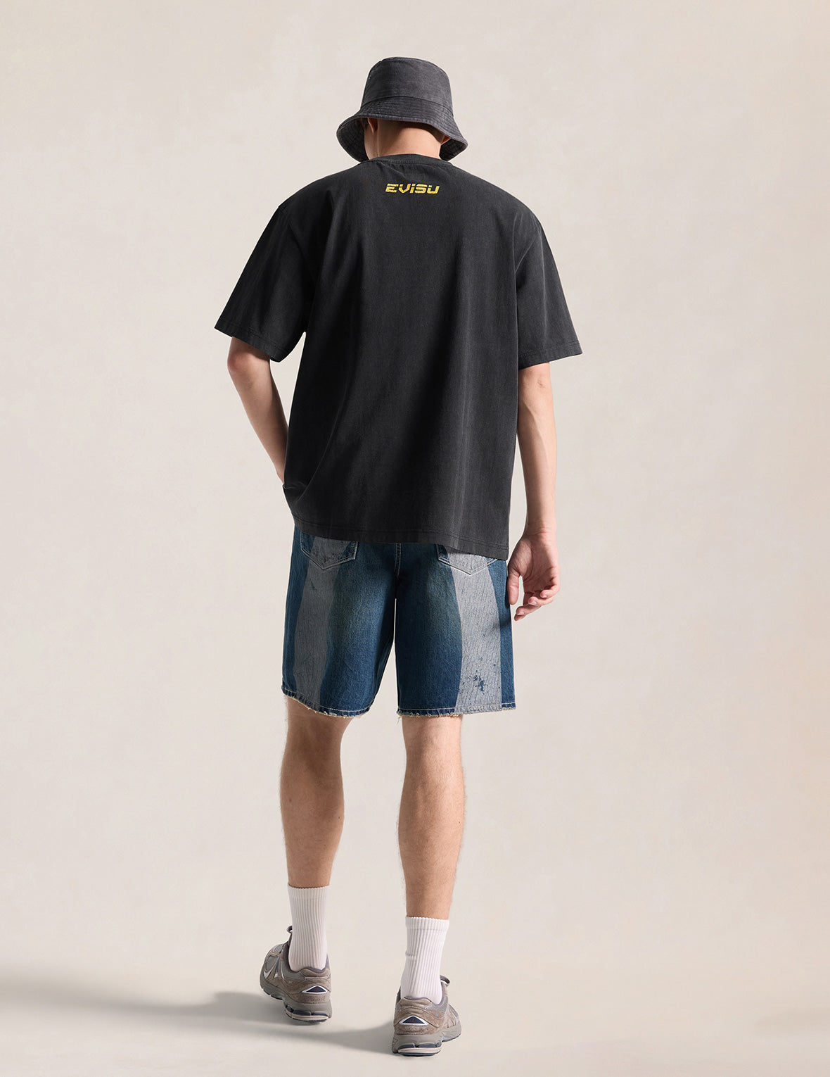 Overhead-Kick Striker Washed T-Shirt