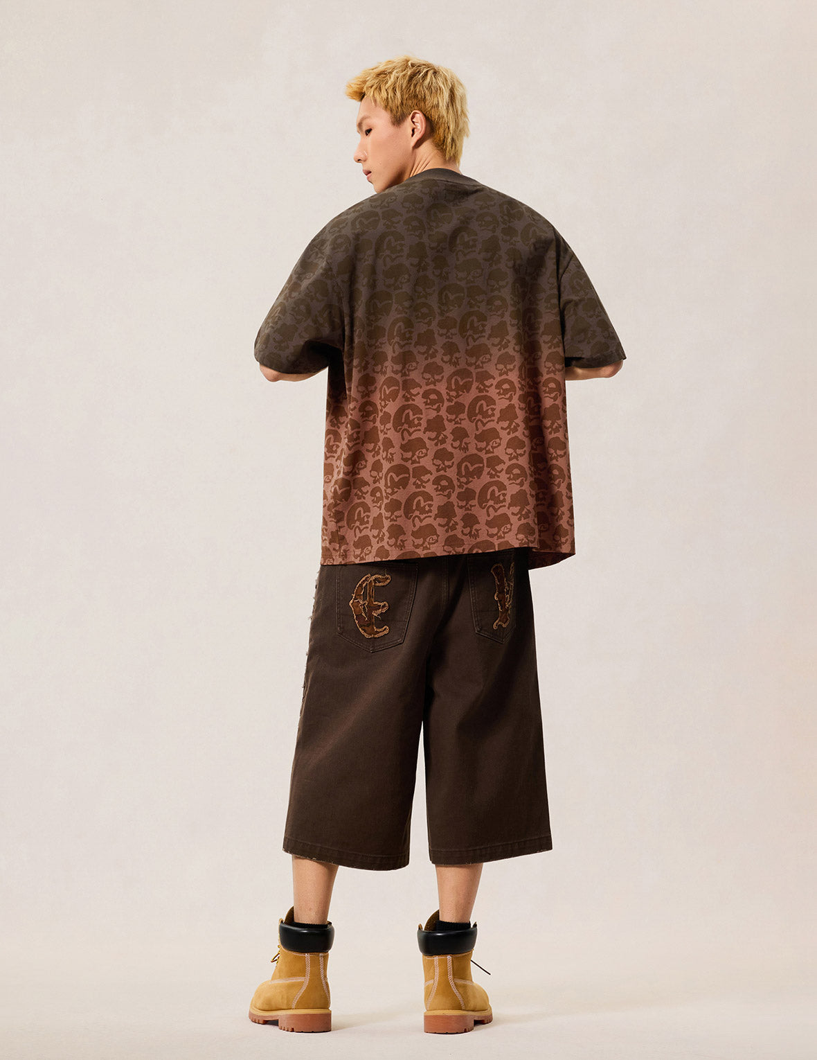 满版骷髅武士刺绣T恤