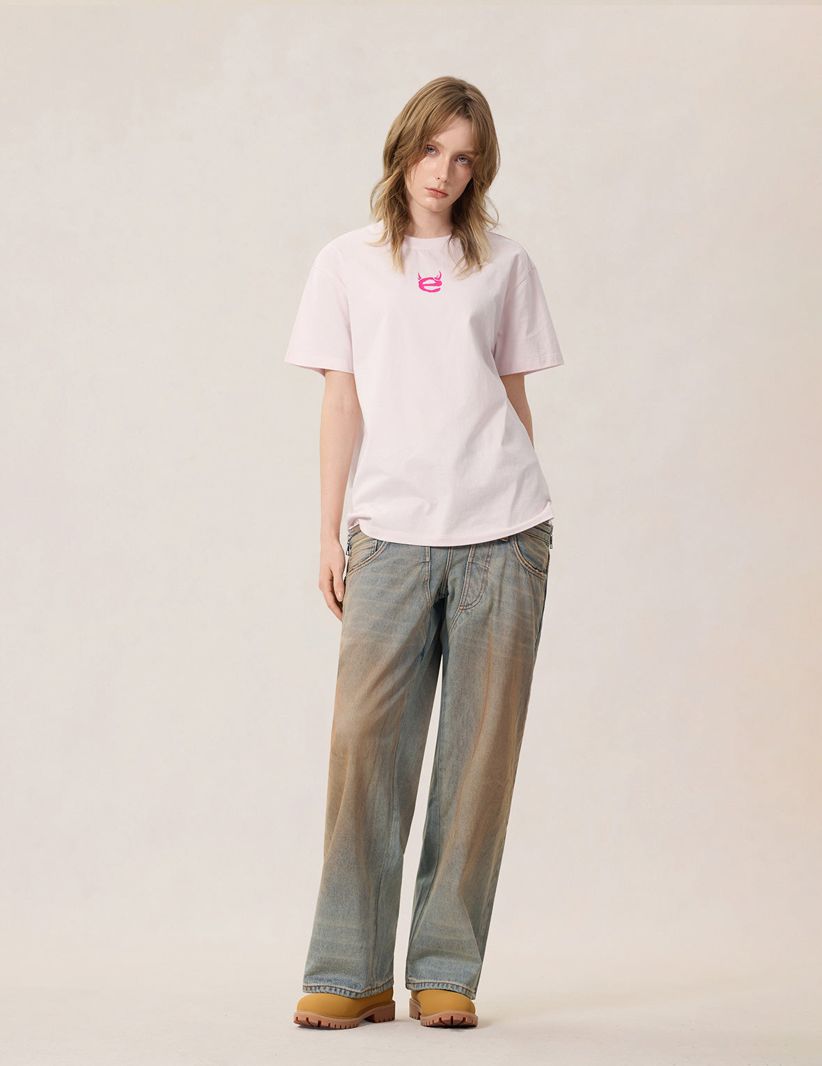 主题图案大 M 印花 T恤