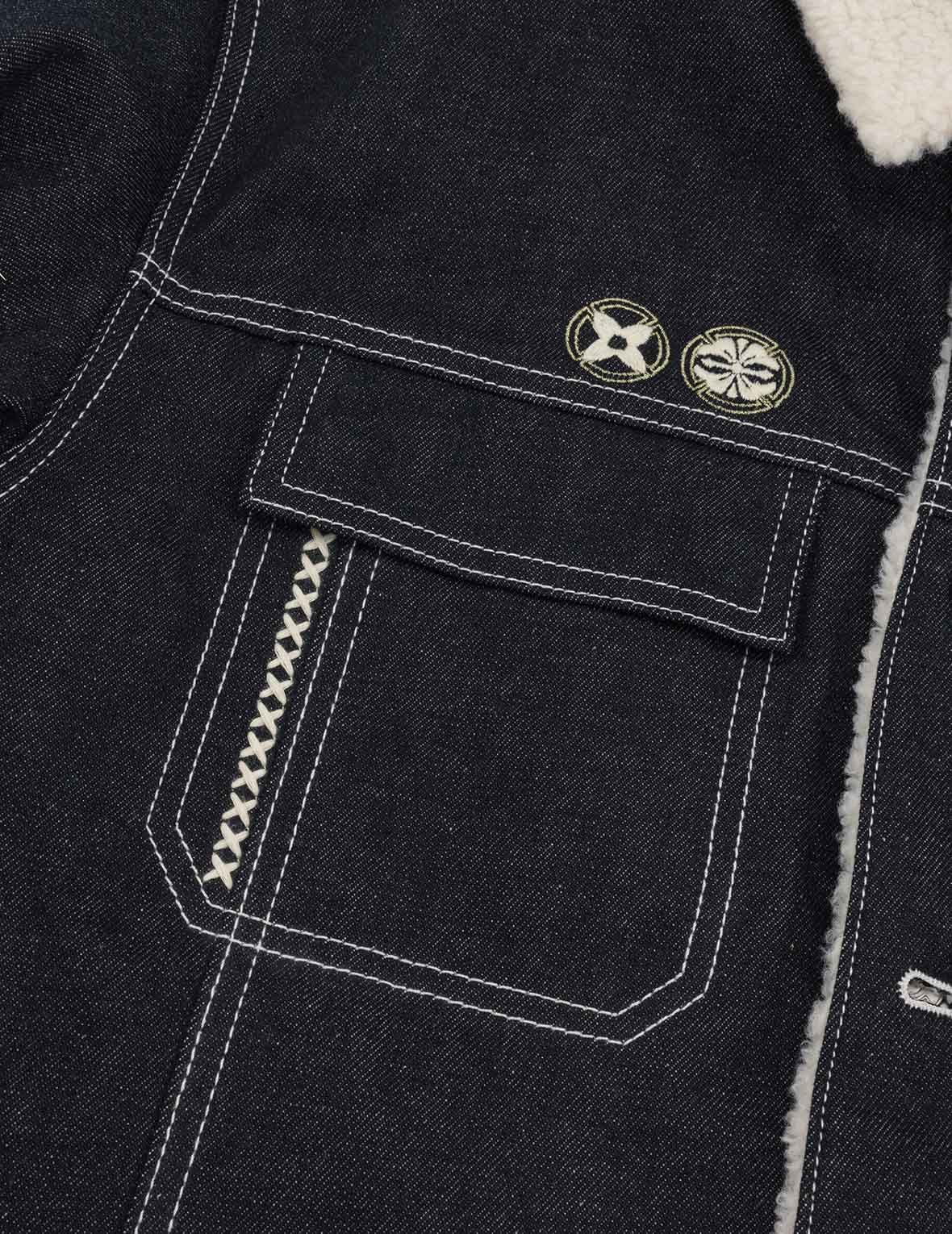 Contracting Embroidery and Inserted Daicock Relax Fit Denim Jacket